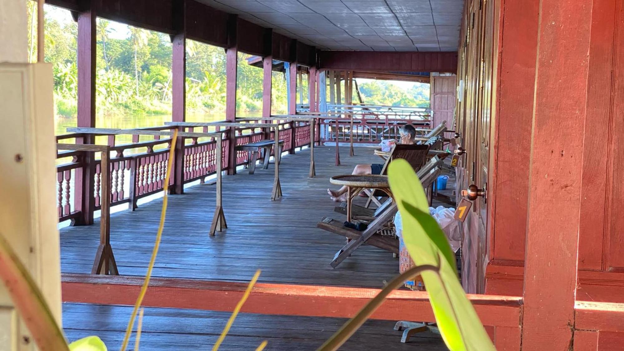 Muang Không Souksanh River Bungalow מראה חיצוני תמונה